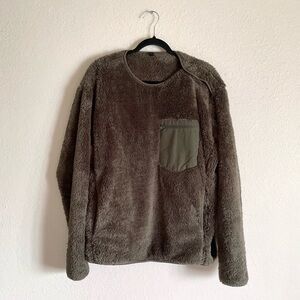 Uniqlo Olive Green Pullover Plush Fleece Sweatshirt